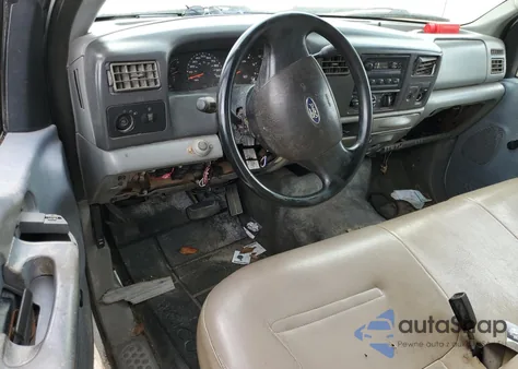 2004 Ford F350 Super Duty z USA, uszkodzony, nr VIN 1FDWF36L54ED72305